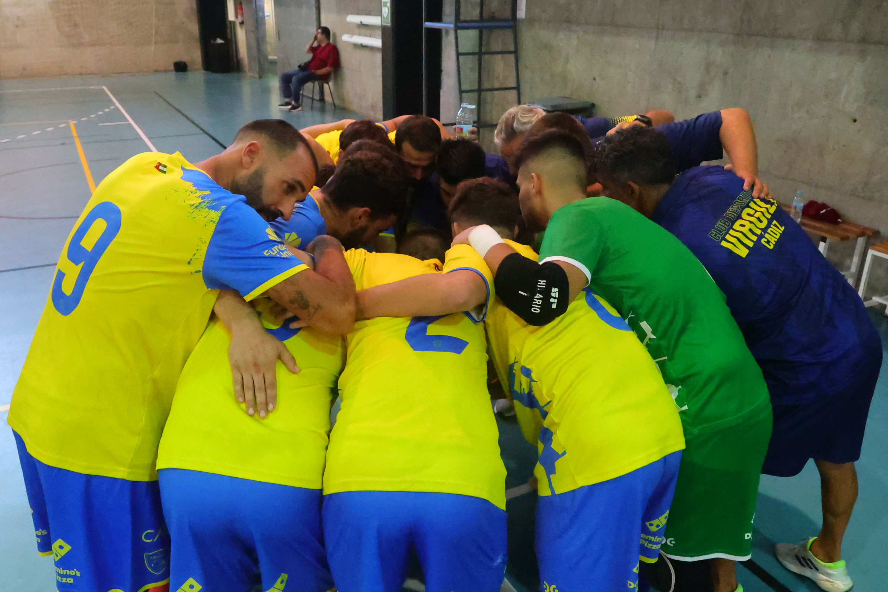 CRÓNICA | Oleoinnova Mengíbar FS - CD Virgili Cádiz (6-1)