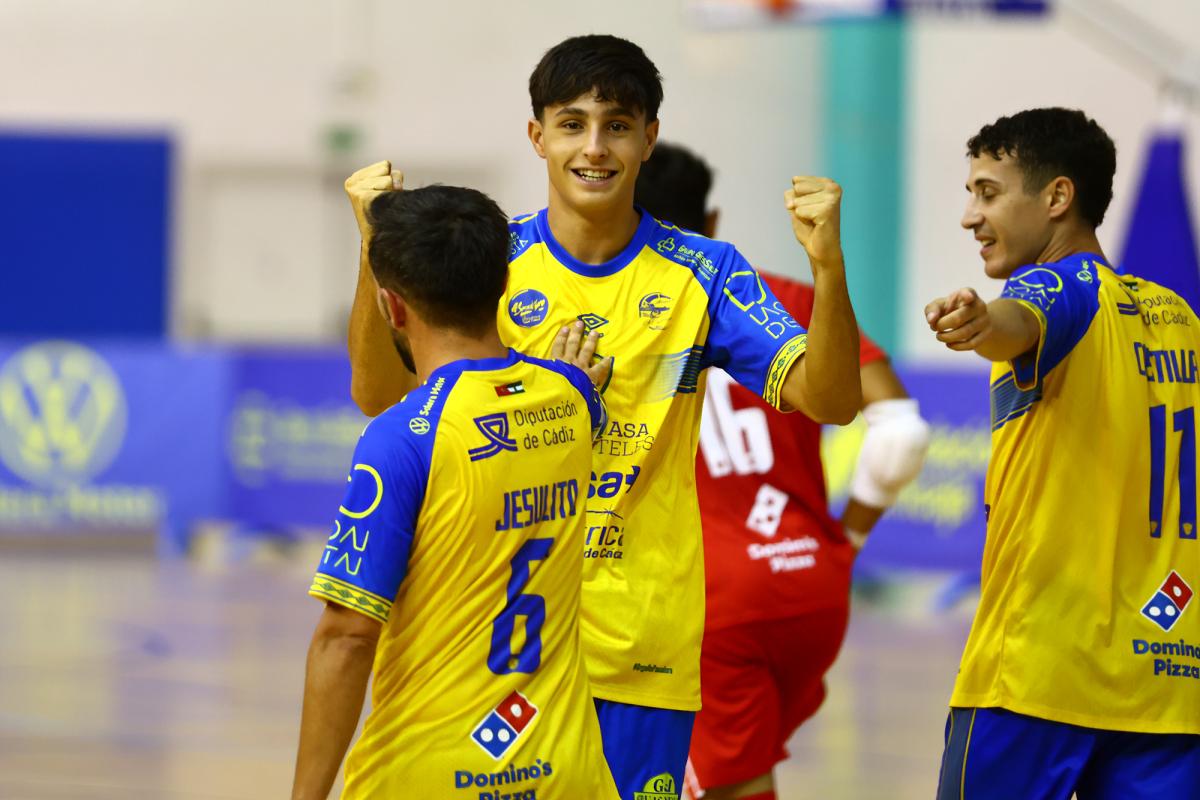 El canterano Juanma Gómez escribe su nombre en la historia del CD Virgili Cádiz